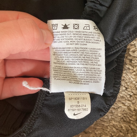 Nike size small women’s athletic shorts-black - Picture 3 of 4